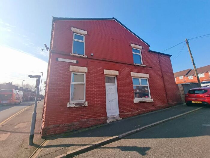 3 Bedroom End Of Terrace House To Rent In Crispin Street, St. Helens, WA10