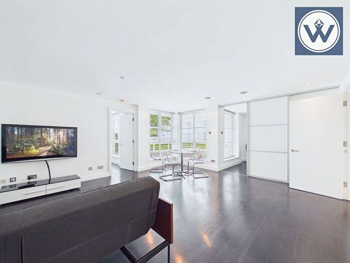 2 Bedroom Flat For Sale In London, London, E16