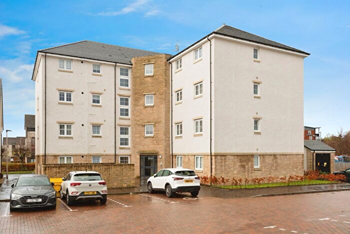 2 Bedroom Flat For Sale In Stewards Way, Renfrew, PA4