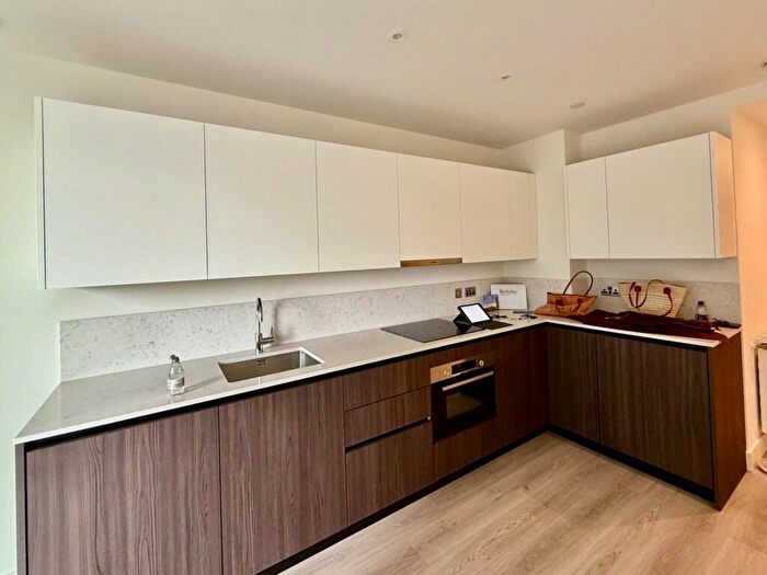 1 Bedroom Apartment To Rent In Menara Point, West Ham, E16