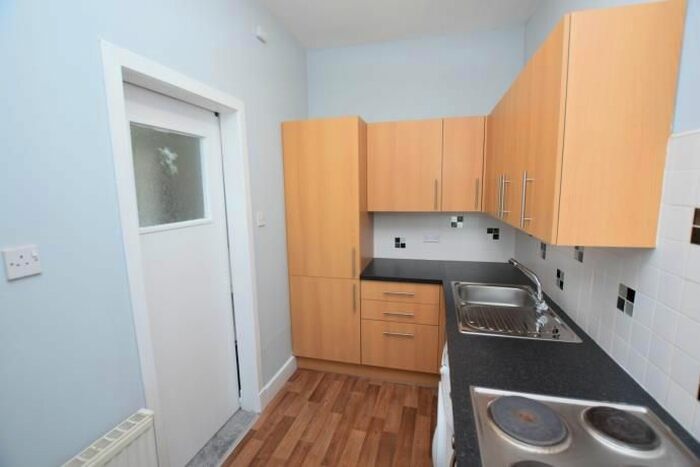 1 Bedroom Flat To Rent In South Inch Terrace, Perth, PH2