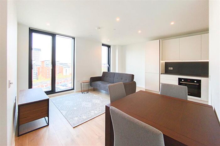 1 Bedroom Apartment To Rent In The Stile, Meadowside, M4