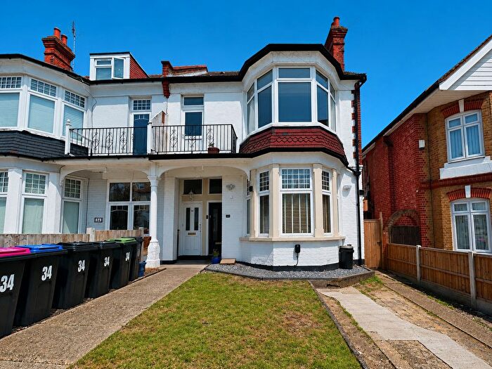 1 Bedroom Flat For Sale In Ailsa Road, Southend On Sea, SS0
