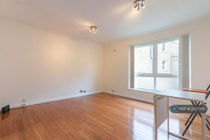 1 Bedroom Flat To Rent In Ferris Road, London, SE22