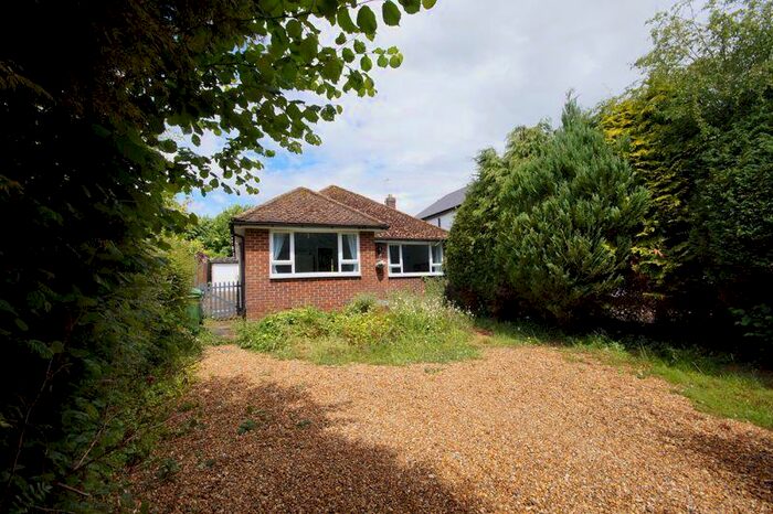 2 Bedroom Bungalow To Rent In Copes Road, Great Kingshill, HP15