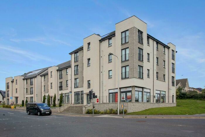 2 Bedroom Flat To Rent In Bowbridge Crescent, Liberton, Edinburgh, EH17