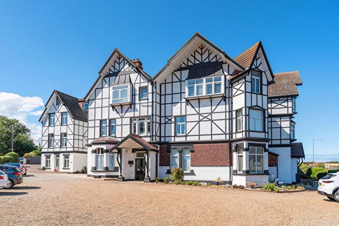 1 Bedroom Flat For Sale In Weybourne Road, Sheringham Court, NR26