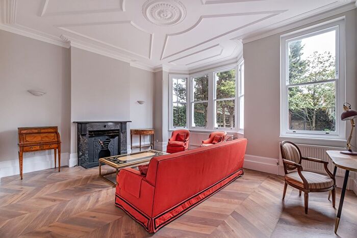 7 Bedroom Flat To Rent In Clapham Common North Side, London, SW4