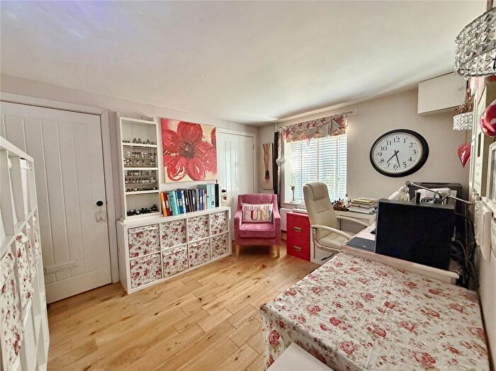 5 Bedroom Detached House For Sale In Ringwood Road, Verwood, Dorset, BH31