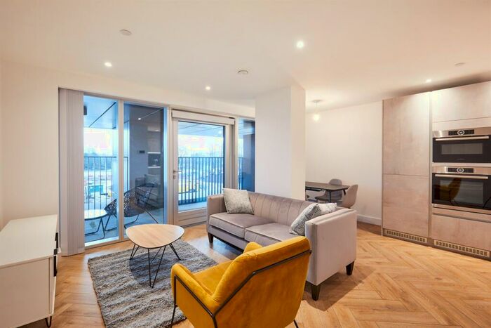 1 Bedroom Apartment To Rent In Victoria Residence, M15