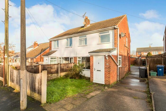 3 Bedroom Semi-Detached House To Rent In Arrowsmith Close, Hoghton, Preston, PR5