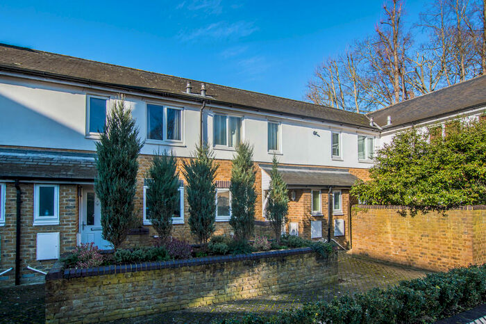 2 Bedroom Terraced House To Rent In Nightingale Court, Hertford, SG14