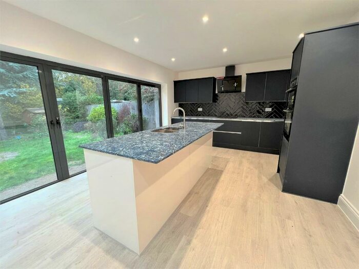 3 Bedroom Detached Bungalow To Rent In Walton Gardens, Hutton, Brentwood, CM13