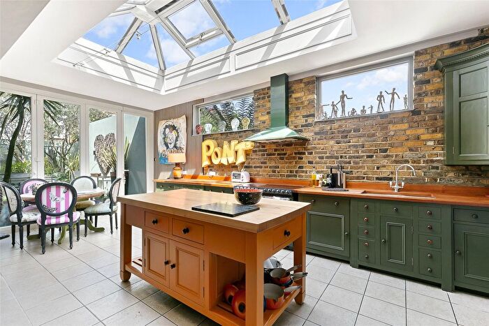 3 Bedroom Detached House To Rent In Swaffield Road, London, SW18