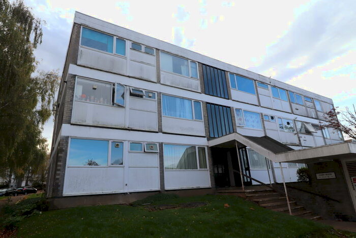 2 Bedroom Apartment To Rent In Brentwood Station, CM14