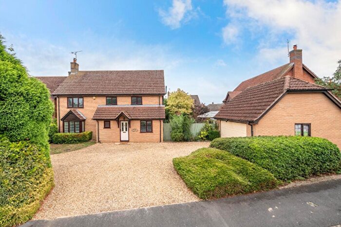 4 Bedroom Detached House For Sale In Hadrian Drive, Baston, PE6