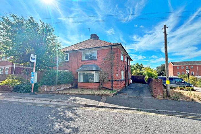 3 Bedroom Semi-Detached House To Rent In Ashley Cross, BH14