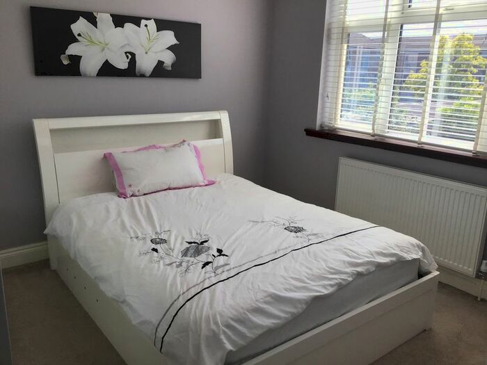 3 Bedroom Terraced House To Rent In Lancing Road, Ilford, IG2