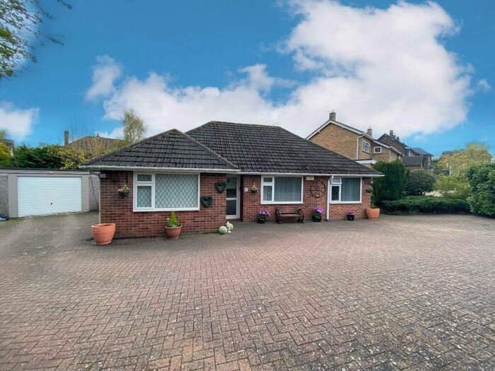 2 Bedroom Detached Bungalow For Sale In Ludgate Walk, Mackworth, Derby, DE22