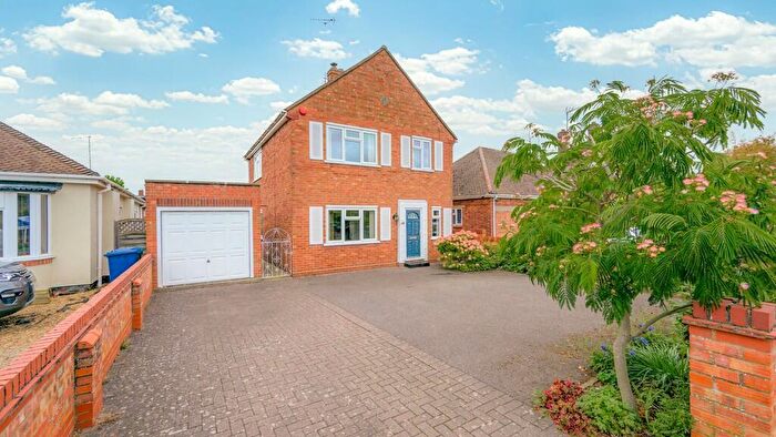 3 Bedroom Detached House For Sale In Grimmers Road, Wisbech, Cambridgeshire, PE13