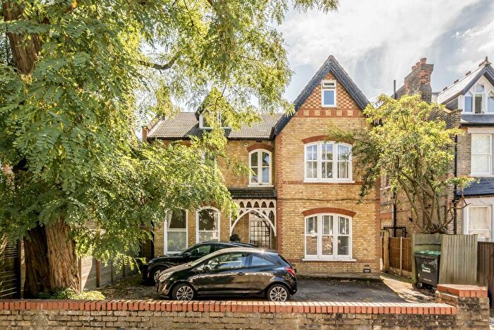 2 Bedroom Flat To Rent In Freeland Road, London, W5