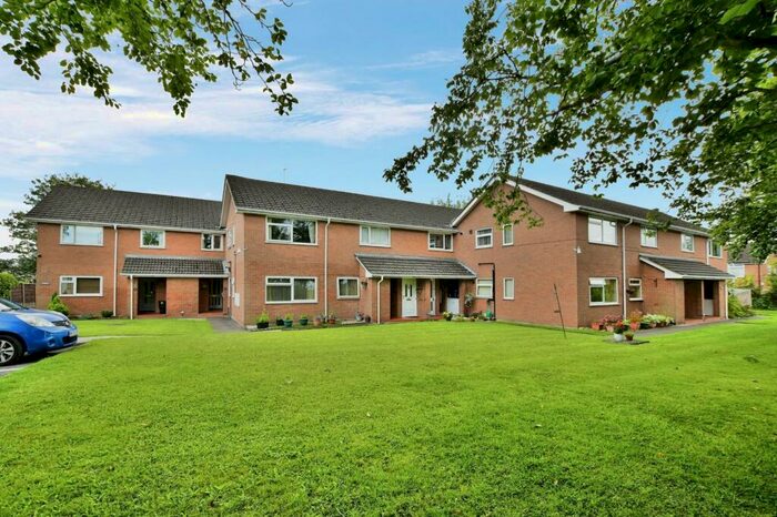 1 Bedroom Apartment To Rent In Richmond Court Lisburne Lane, Stockport, Cheshire, SK2