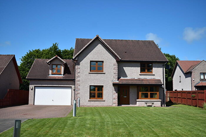 5 Bedroom Detached House For Sale In Macdonald Gardens, Blackburn, EH47