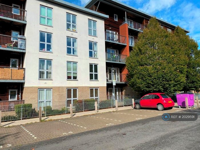 1 Bedroom Flat To Rent In Ashvale Court, London, E3