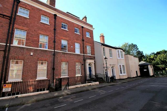 1 Bedroom Property To Rent In Quarry Place Shrewsbury, SY1