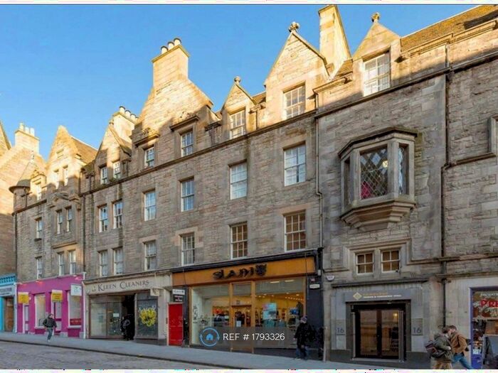 2 Bedroom Flat To Rent In St Mary's Street, Edinburgh, EH1