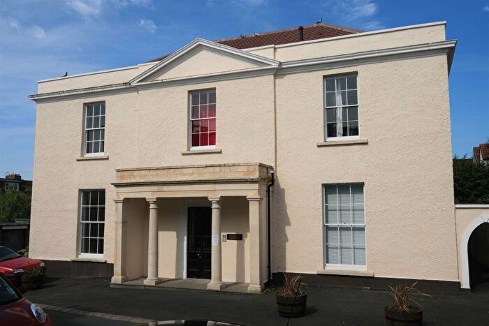 1 Bedroom Flat To Rent In Grange Court, Hanham, Bristol, BS15
