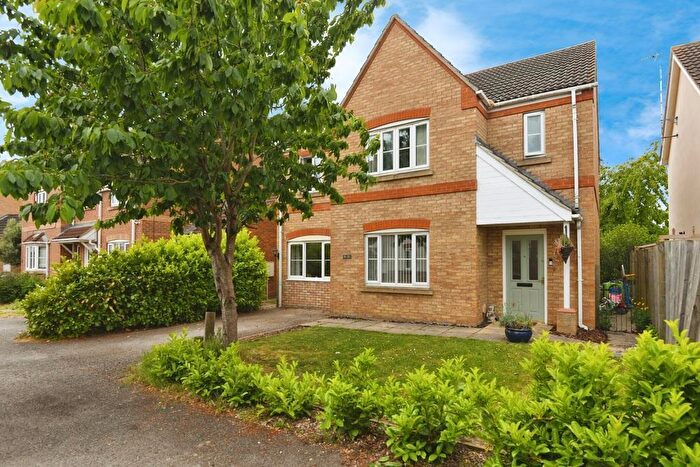 4 Bedroom Detached House For Sale In The Oaks, Elm, Wisbech, PE14