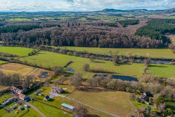 5 Bedroom Detached House For Sale In Lyth Lane, Lineholt, Ombersley Worcestershire, WR9