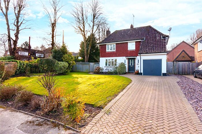 3 Bedroom Detached House For Sale In The Chestnuts, Lindfield, West Sussex, RH16