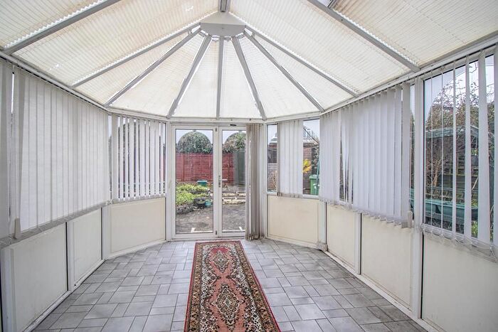 2 Bedroom Semi-Detached Bungalow For Sale In Thornford Gardens, Southend-On-Sea, SS2