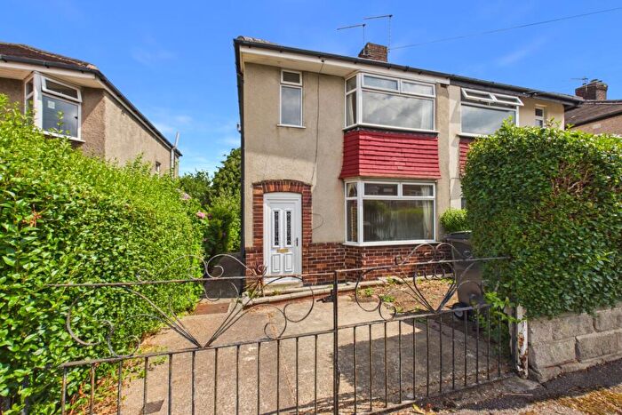 3 Bedroom Semi-Detached House For Sale In Fraser Road, Woodseats, S8