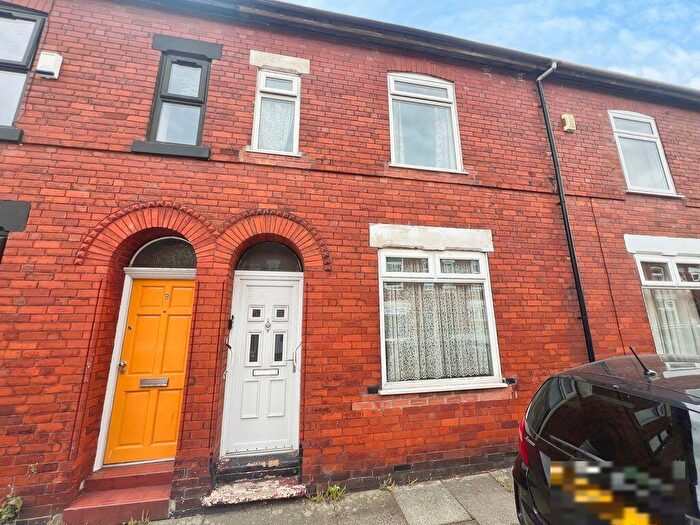 2 Bedroom Terraced House For Sale In Peacock Avenue, Salford, M6