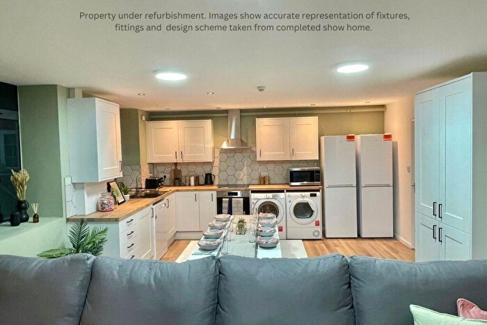 5 Bedroom Flat To Rent In B, Gordon House, Cranmer Street, NG3