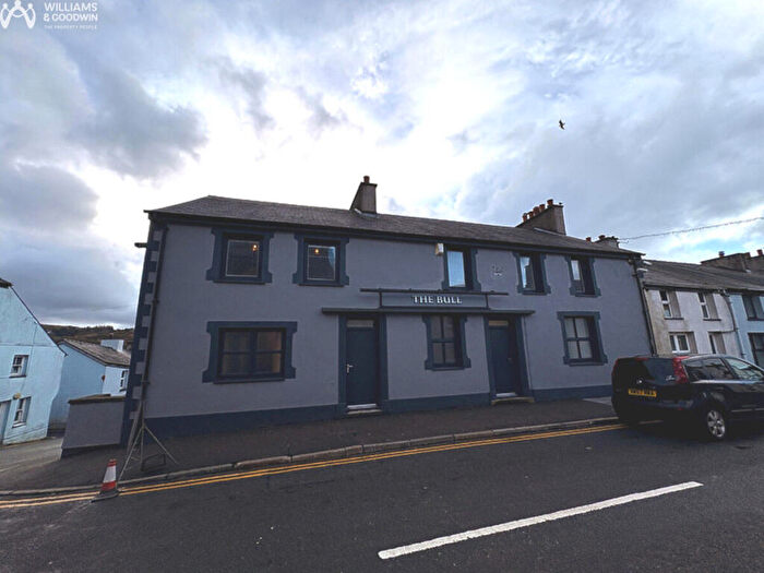 7 Bedroom End Of Terrace House For Sale In High Street, Deiniolen, LL55