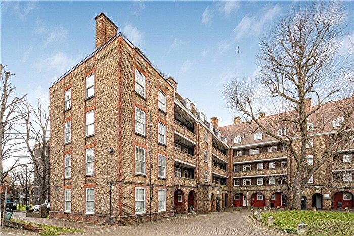1 Bedroom Maisonette To Rent In Comber Grove, London, SE5