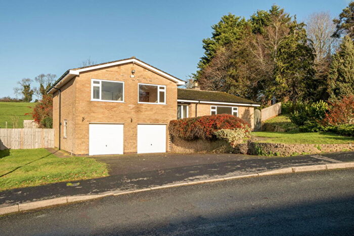 4 Bedroom Detached House For Sale In Hillside Drive, Grantham, NG31