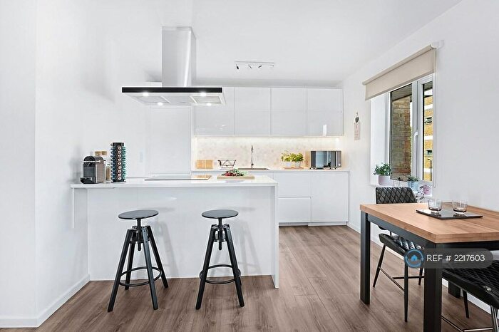 2 Bedroom Flat To Rent In Chopwell Close, London, E15