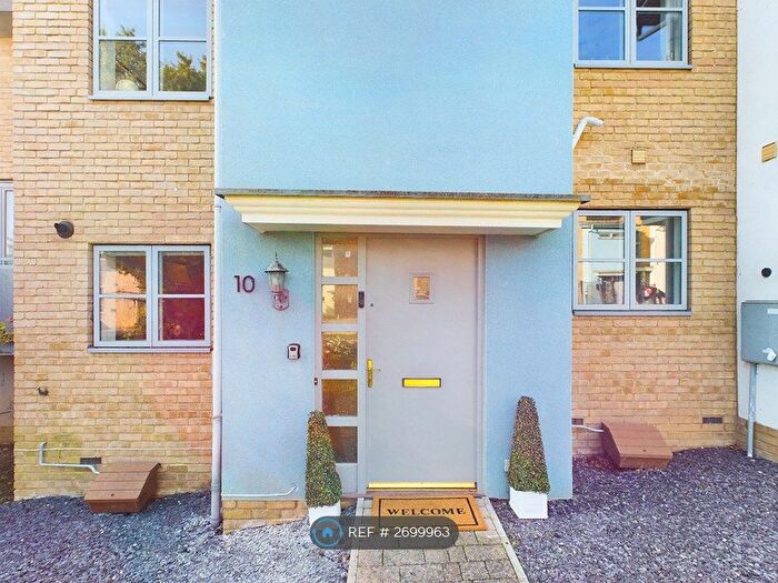 4 Bedroom Terraced House To Rent In Sotherby Walk, Cheltenham, GL51