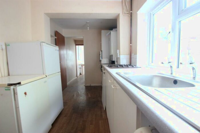 6 Bedroom House To Rent In Howard Street, Cowley, OX4