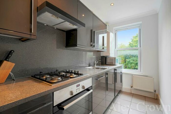 2 Bedroom Flat To Rent In Caledonian Road, Caledonian, N7