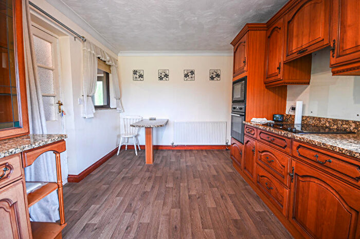 2 Bedroom Bungalow For Sale In Saltney Gate, Saracens Head, Lincolnshire, PE12