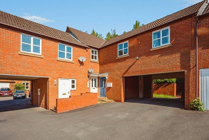 1 Bedroom Flat For Sale In Colling Close, Loughborough, Leicestershire, LE11