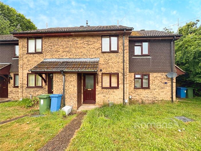 2 Bedroom Terraced House For Sale In Beaumont Grove, Aldershot, Hampshire, GU11