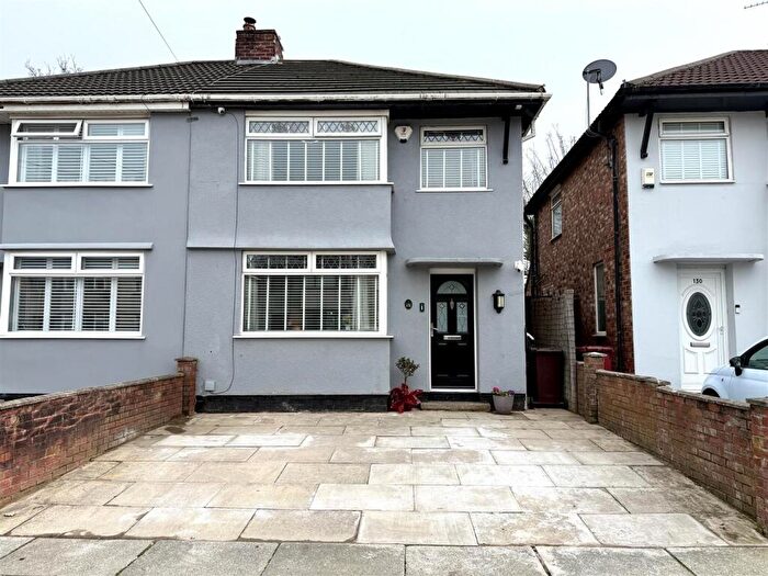 3 Bedroom Semi Detached House For Sale In Jeffereys Crescent, Huyton, Liverpool, L36