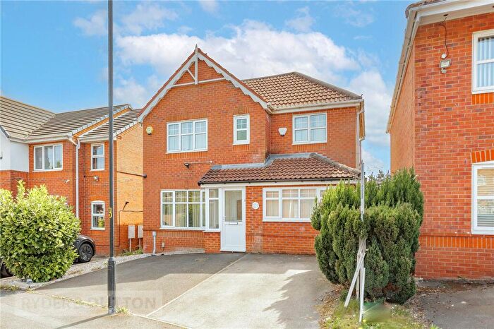 3 Bedroom Detached House For Sale In Howgill Crescent, Copthorne Park, Oldham, OL8